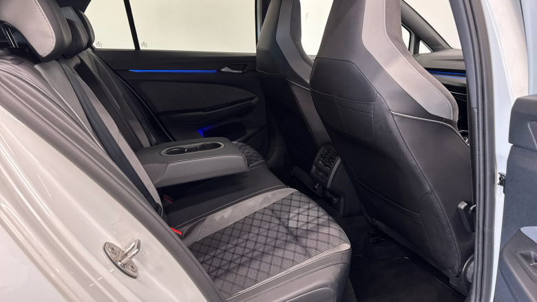 Volkswagen Golf 1.5 eTSI 150 R-Line 5dr DSG Petrol Hatchback